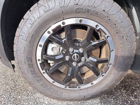 Used 2025 Nissan Pathfinder Rock Creek image 2