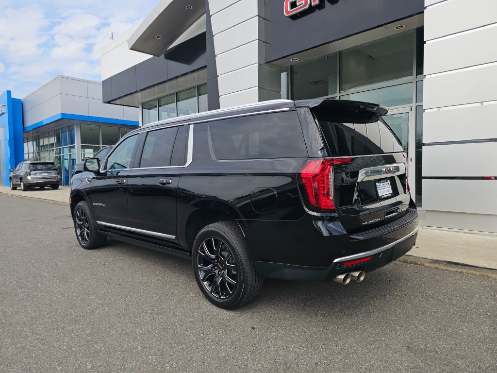 Used 2023 GMC Yukon XL Denali w/ Max Trailering Package AWD/4WD image 5