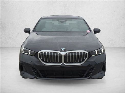 New 2026 BMW 530i image 6
