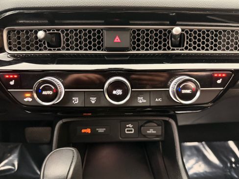 Used 2023 Honda Civic EX image 39