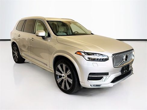 Used 2021 Volvo XC90 T6 Inscription image 3