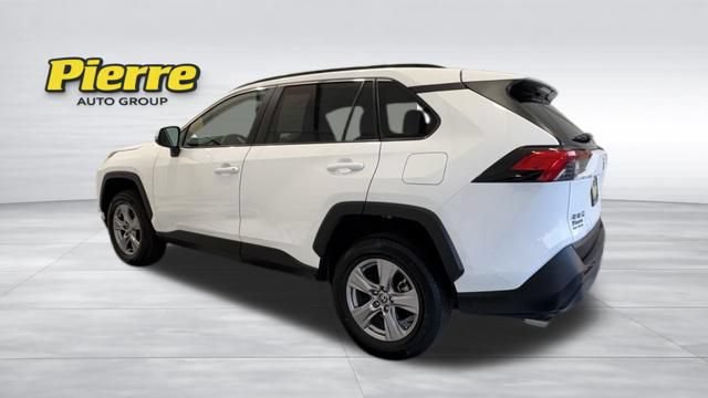 Used 2025 Toyota RAV4 XLE FWD image 2
