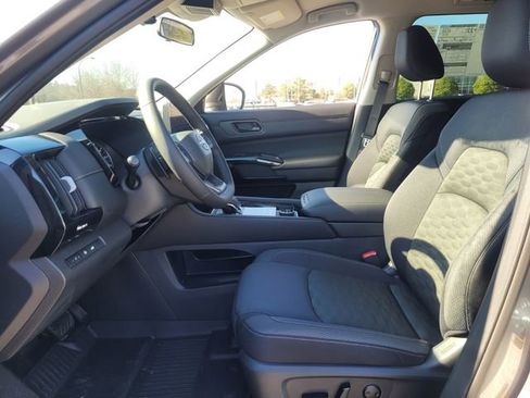 New 2026 Nissan Pathfinder SV AWD/4WD image 6