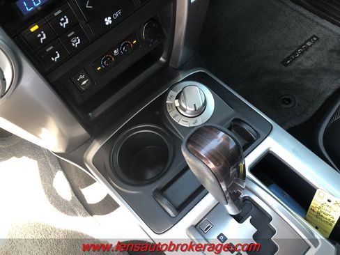Used 2014 Toyota 4Runner Limited image 14