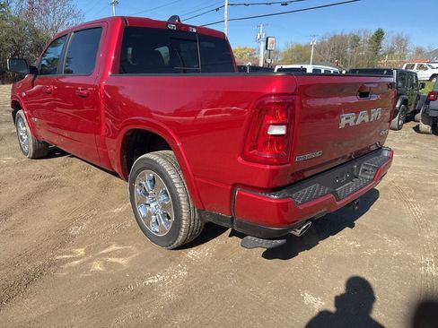 New 2026 RAM 1500 4x4 Crew Cab image 3