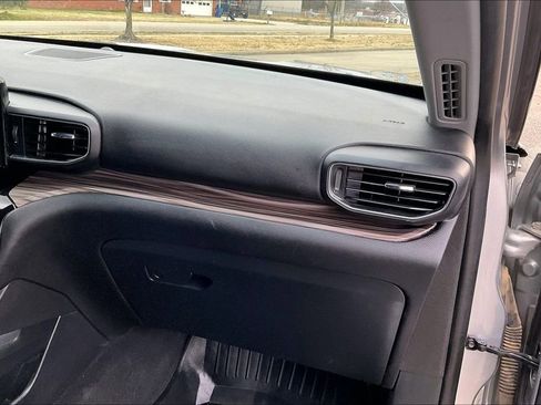 Used 2021 Ford Explorer Limited w/ Equipment Group 301A image 16