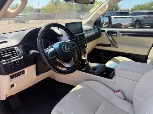 Used 2023 Lexus GX 460 Premium w/ Premium Package AWD/4WD image 15