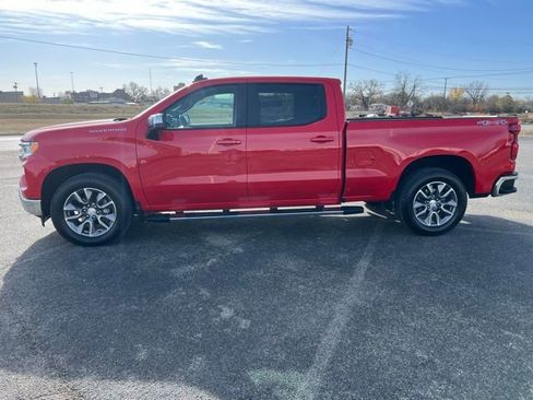 Used 2023 Chevrolet Silverado 1500 LT w/ Protection Package AWD/4WD image 4