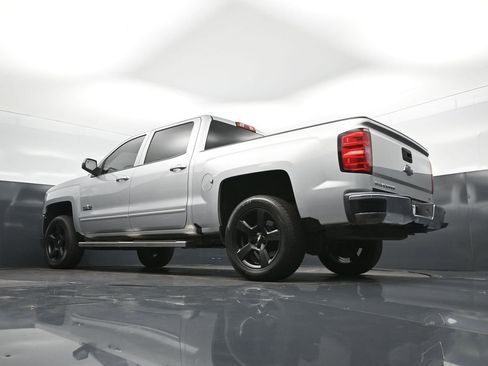 Used 2018 Chevrolet Silverado 1500 LT w/ Texas Edition RWD image 41