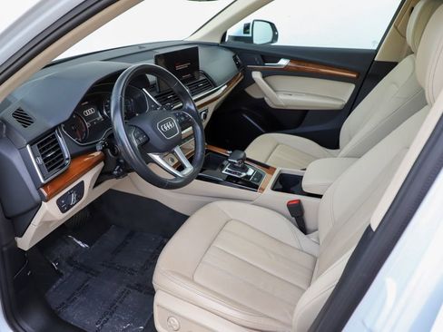 Used 2023 Audi Q5 2.0T Premium w/ Convenience Package AWD/4WD image 19