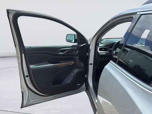 Used 2019 GMC Acadia SLE w/ Driver Alert Package I FWD image 20