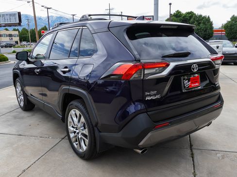 Used 2021 Toyota RAV4 Limited AWD/4WD image 6