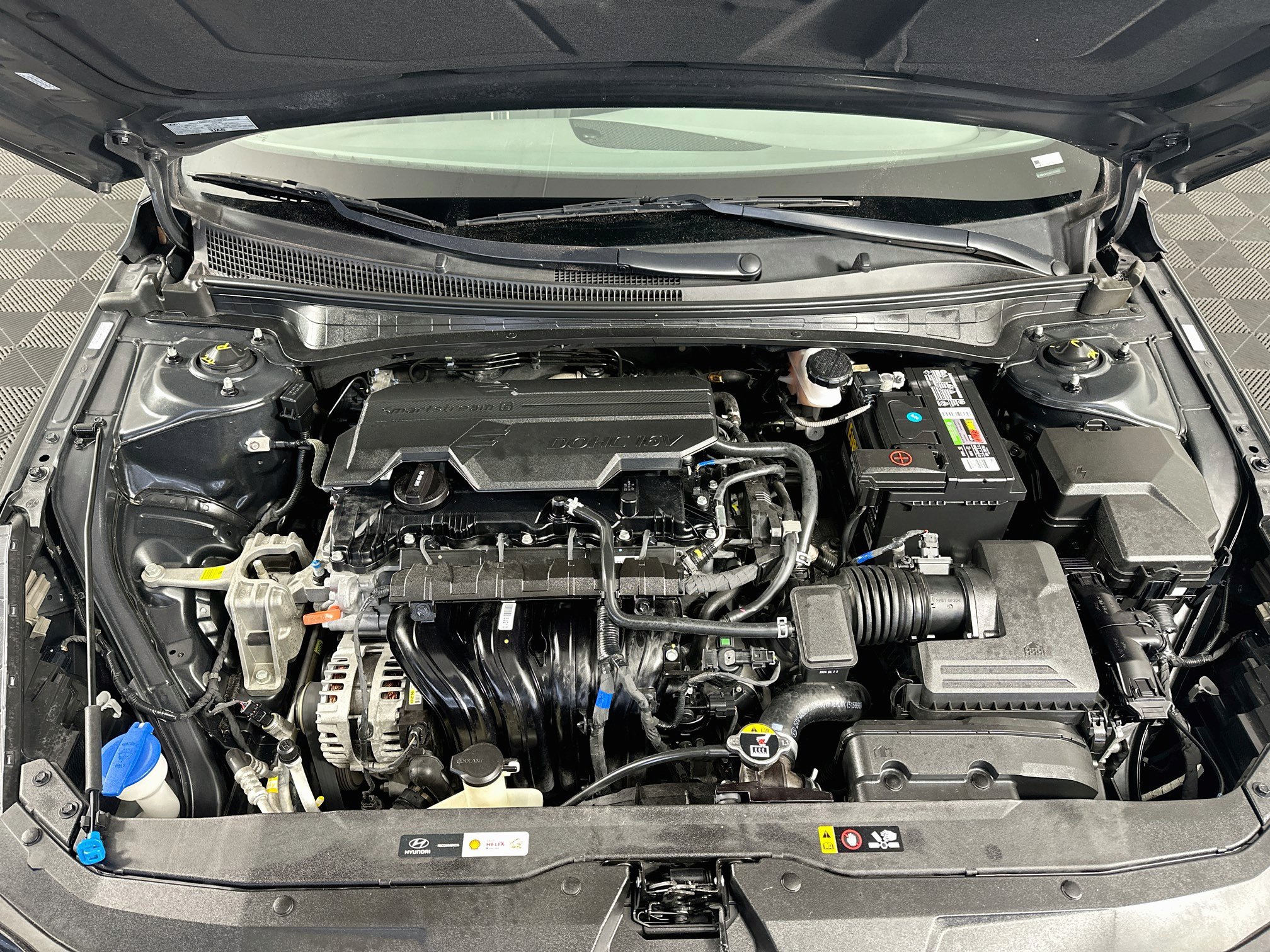 Used 2023 Hyundai Elantra SEL w/ Cargo Package FWD image 32
