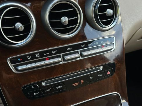 Used 2017 Mercedes-Benz GLC 300 image 35