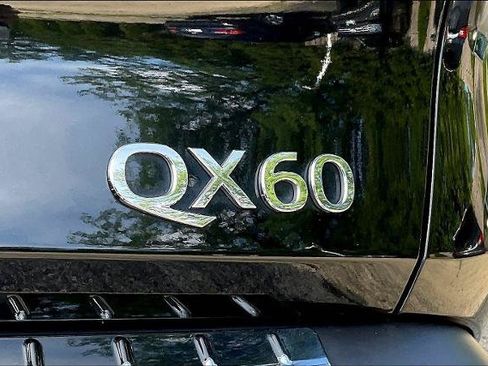 Certified 2023 INFINITI QX60 Luxe w/ Cargo Package AWD/4WD image 23
