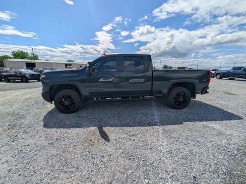 Used 2025 Chevrolet Silverado 2500 LT w/ Trail Boss Package AWD/4WD image 3