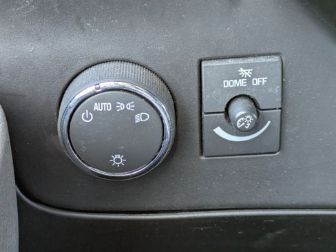 Used 2023 Chevrolet Express 2500 w/ Driver Convenience Package RWD image 27