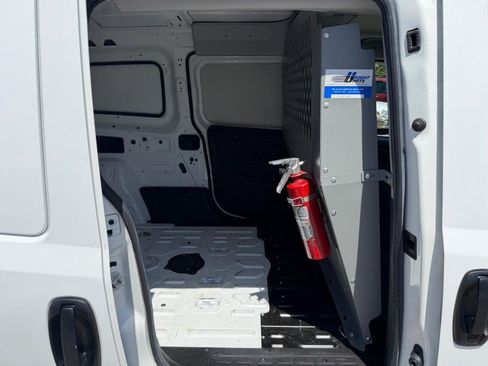 Used 2021 RAM ProMaster City Tradesman FWD image 18