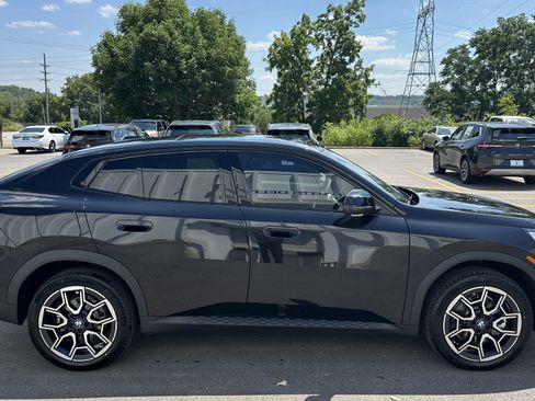 New 2026 BMW X2 xDrive28i w/ Convenience Package AWD/4WD image 11