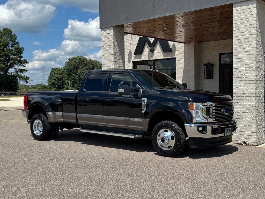 Used 2022 Ford F350 Lariat w/ Lariat Ultimate Package AWD/4WD image 1
