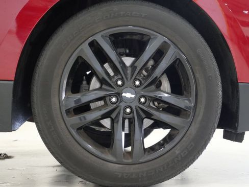 Used 2020 Chevrolet Equinox LT w/ Sport Edition FWD image 9
