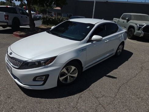 Used 2016 Kia Optima Hybrid w/ Hybrid Convenience Package FWD image 1