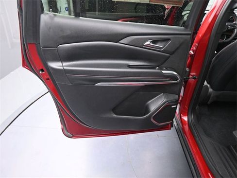 Used 2024 Chevrolet Traverse RS image 15