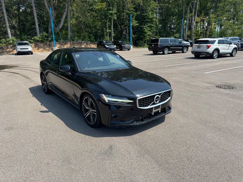 Used 2019 Volvo S60 T6 R-Design AWD/4WD image 3