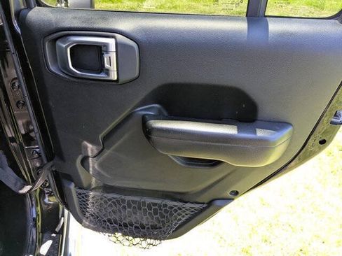 Used 2020 Jeep Wrangler Unlimited Sport S AWD/4WD image 29