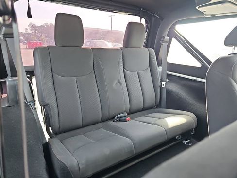 Used 2018 Jeep Wrangler Sport image 14