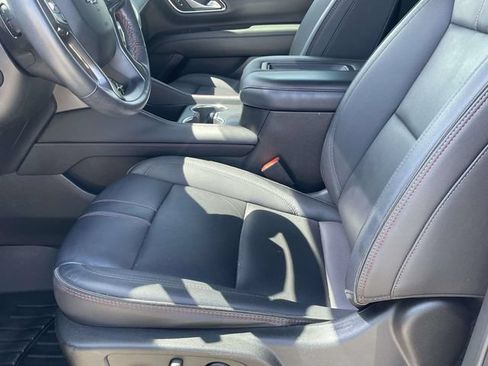 Used 2022 Chevrolet Tahoe RST w/ Luxury Package AWD/4WD image 14