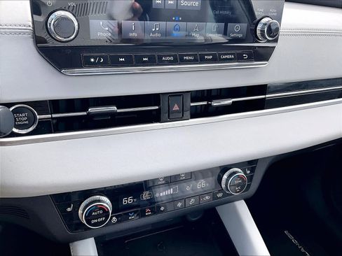 Used 2023 Mitsubishi Outlander SEL image 26