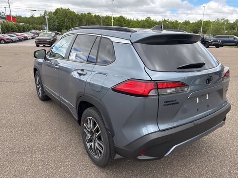 Certified 2026 Toyota Corolla Cross XLE w/ Black Badges Package (TMS) AWD/4WD image 4