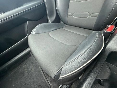 Used 2024 Kia Forte GT-Line image 18