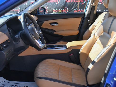 Used 2025 Nissan Sentra SV w/ SV Premium Package FWD image 18