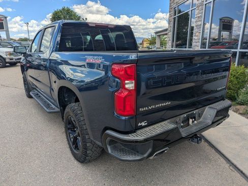 Used 2019 Chevrolet Silverado 1500 Custom Trail Boss w/ Custom Convenience Package AWD/4WD image 3