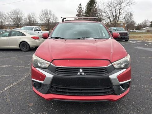 Used 2017 Mitsubishi Outlander Sport ES image 3