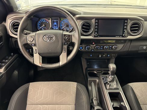 Used 2023 Toyota Tacoma TRD Off-Road image 29