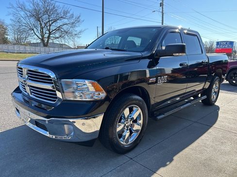 Used 2019 RAM 1500 Big Horn image 5