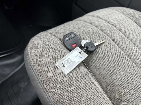 Used 2024 GMC Savana 3500 w/ Power Convenience Package RWD image 20