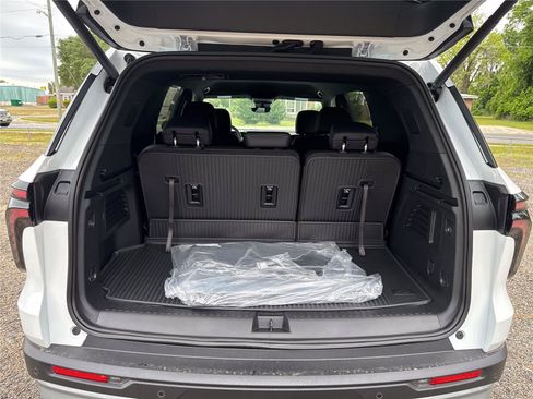 New 2026 Chevrolet Traverse LT FWD image 33