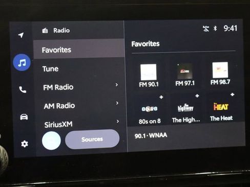 Used 2024 Toyota RAV4 XLE Premium image 32