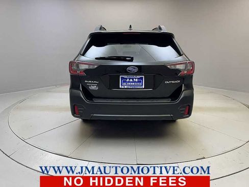 Used 2020 Subaru Outback Premium image 4