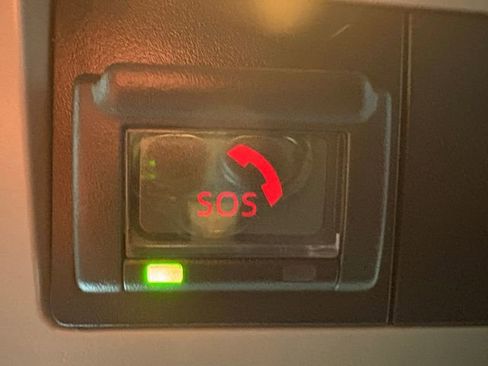 Certified 2021 Toyota Tacoma SR image 18