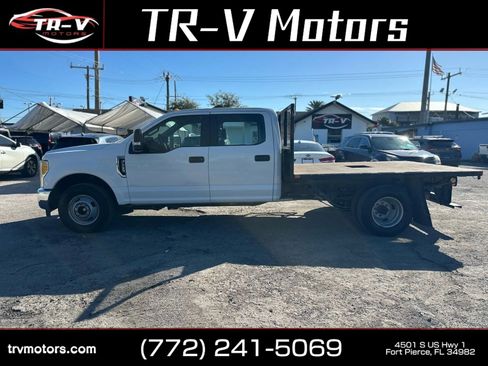 Used 2017 Ford F350 XL w/ Power Equipment Group RWD image 9