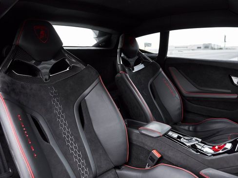 Used 2023 Lamborghini Huracan Tecnica image 46