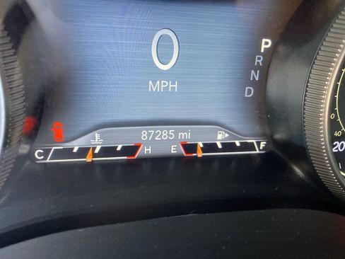 Used 2021 Jeep Cherokee Limited image 20