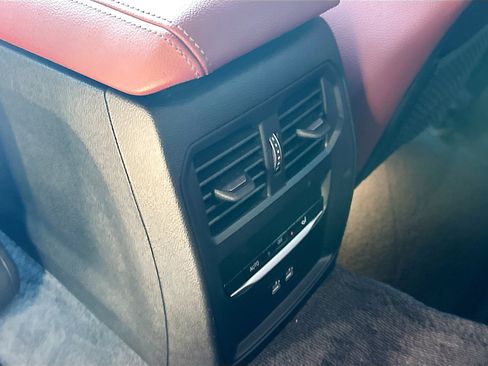 Used 2021 BMW 440i xDrive M440i xDrive image 25