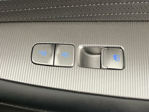 Used 2024 Hyundai Palisade Calligraphy FWD image 30