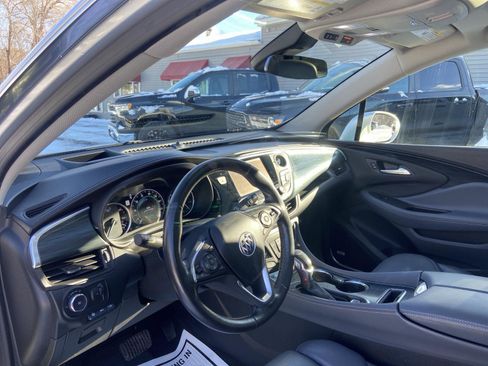 Used 2019 Buick Envision Premium w/ Driver Confidence Package image 10